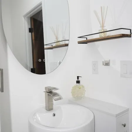 Holiday home Modern Cozy Near Disneyland, Huntington And Little Saigon
