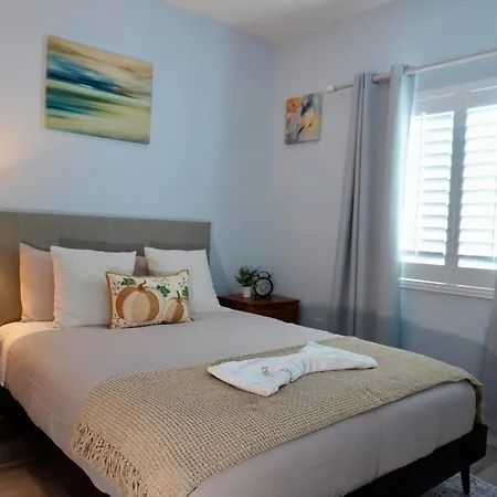 Holiday home Modern Cozy Near Disneyland, Huntington And Little Saigon *